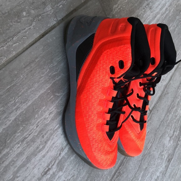 Orange UA high tops 5.5Y - Picture 3 of 6